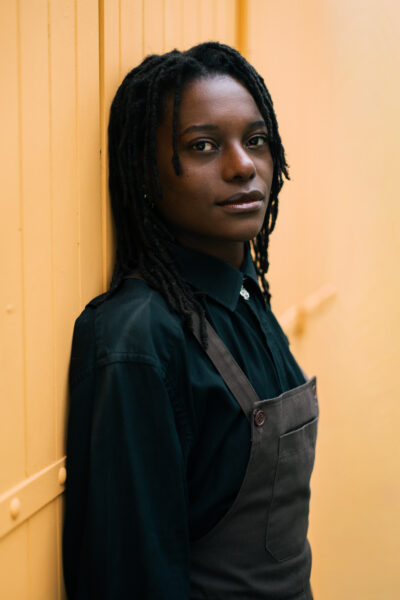 Écriture avec l'autrice Douce Dibondo